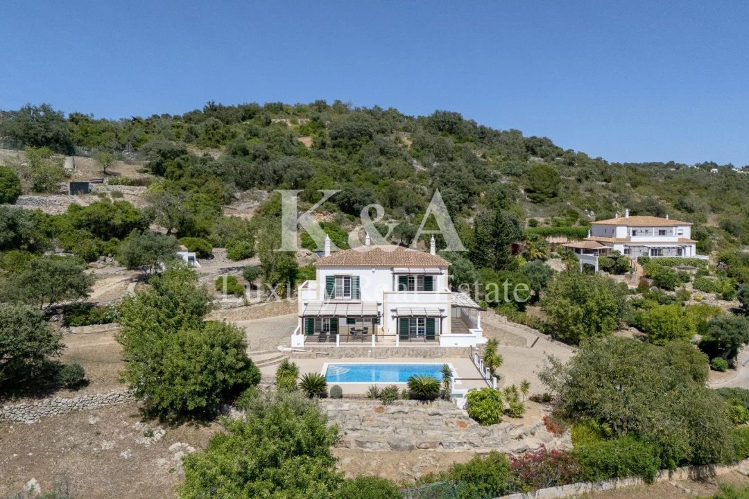 Quinta T6 para Venda em Santa Barbara de Nexe Foto 14