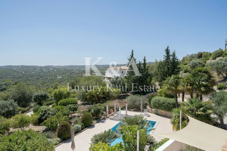 Quinta T6 para Venda em Santa Barbara de Nexe Foto 23