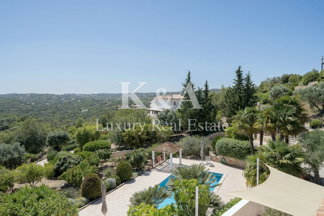 Quinta T6 para Venda em Santa Barbara de Nexe Foto 23