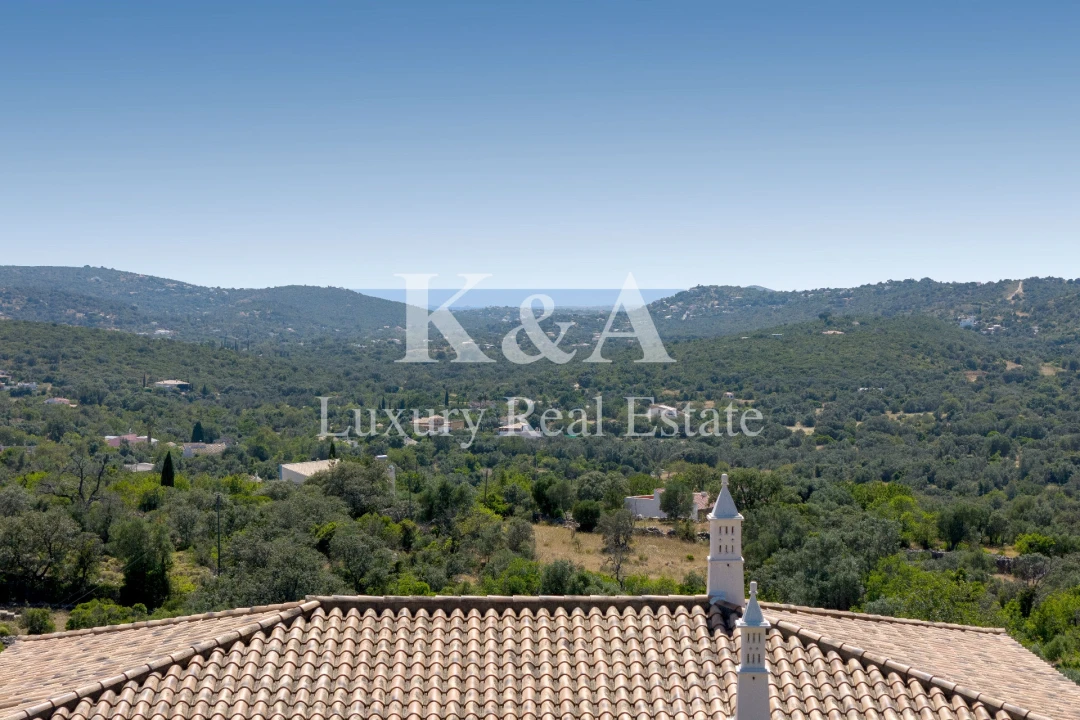 Quinta T6 para Venda em Santa Barbara de Nexe Foto 4