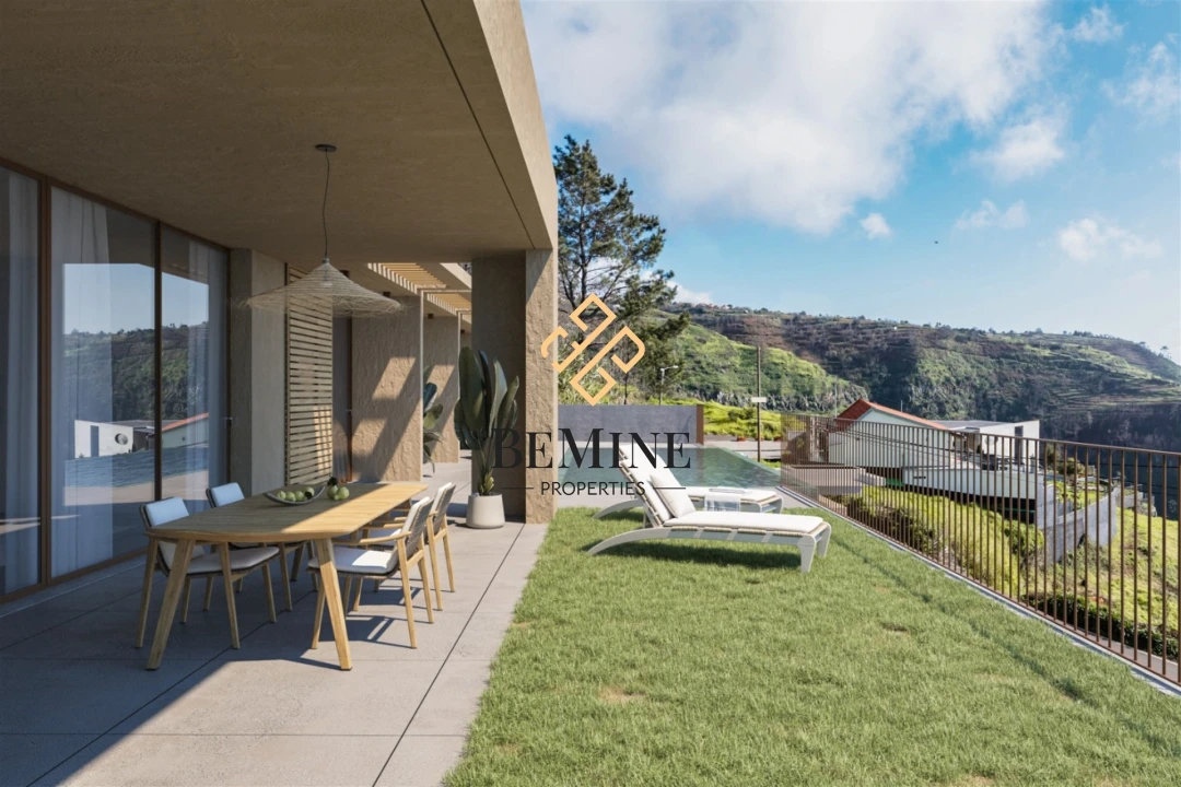 Moradia T3 para Venda em Fajã da Ovelha Foto 3