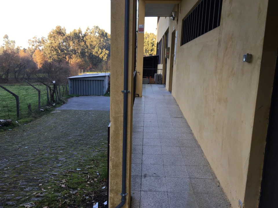 Armazém para Arrendamento em São Roque Foto 9
