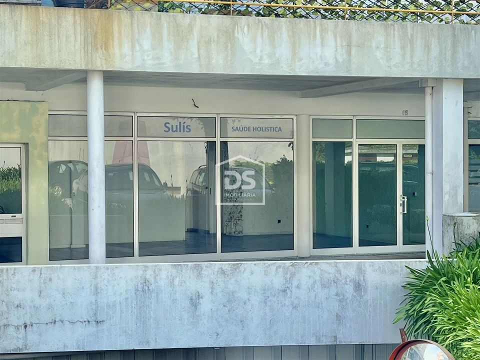 Loja para Arrendamento em Penafiel Foto 14