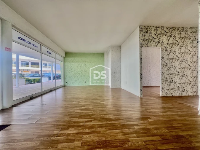 Loja para Arrendamento em Penafiel