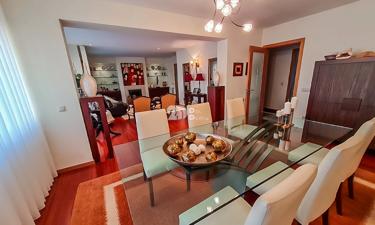 Moradia T4 para Venda em Louro Foto 8