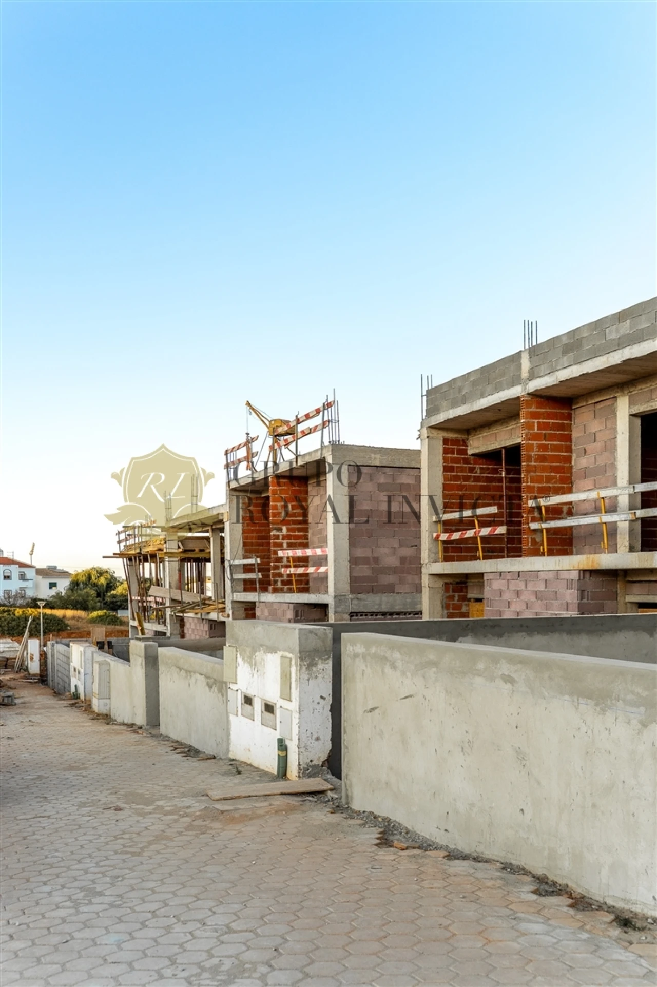 Moradia T4 para Venda em Estômbar e Parchal Foto 9