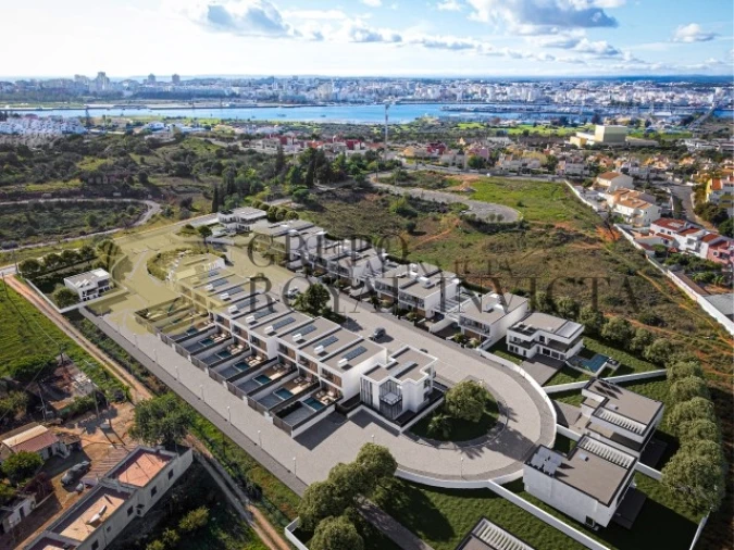 Moradia T0 para Venda em Estômbar e Parchal Foto 17