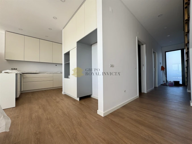 Moradia T0 para Venda em Estômbar e Parchal Foto 10