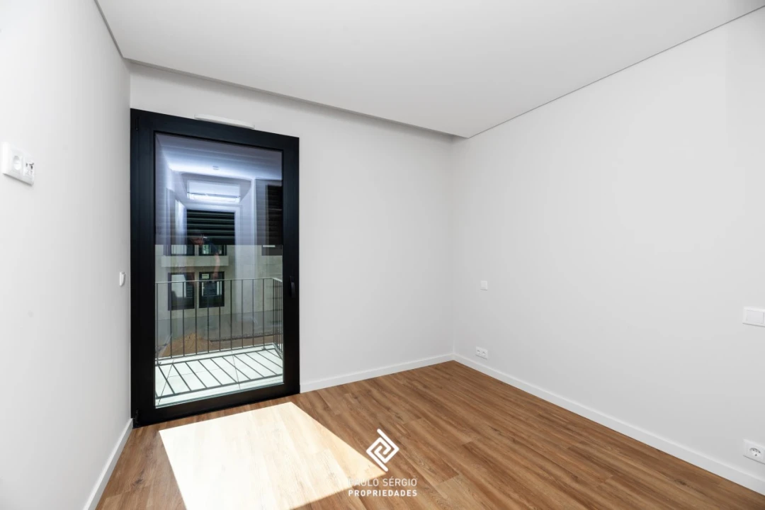 Apartamento T3 para Venda em Avintes Foto 12