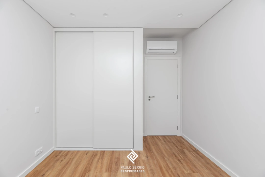 Apartamento T3 para Venda em Avintes Foto 13