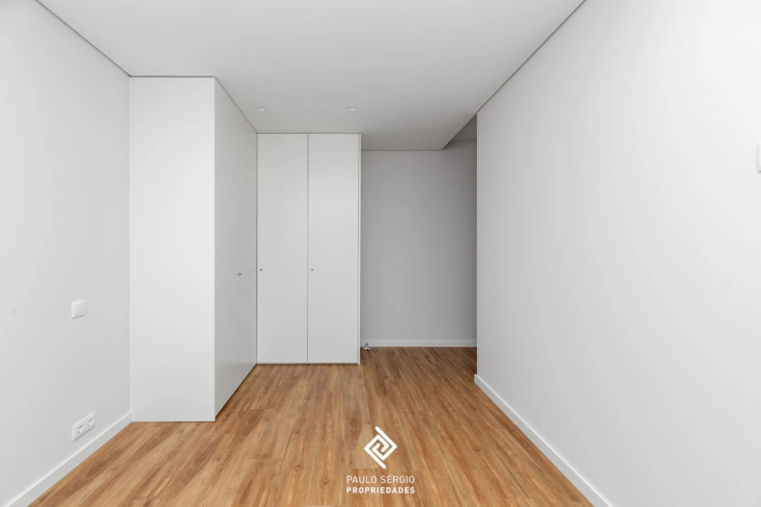 Apartamento T3 para Venda em Avintes Foto 15