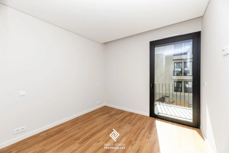 Apartamento T3 para Venda em Avintes Foto 9