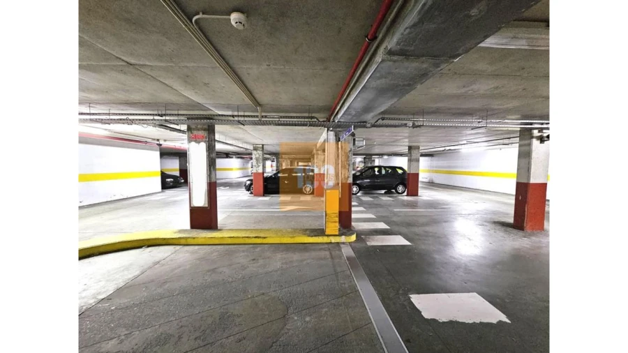 Garagem para Venda em São Mamede de Infesta e Senhora da Hora Foto 5