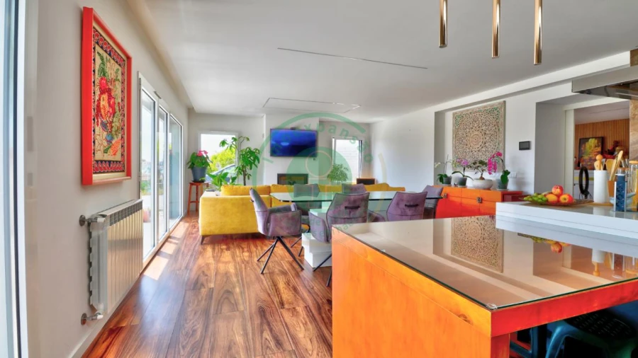 Moradia T4 para Venda em Tavarede Foto 11