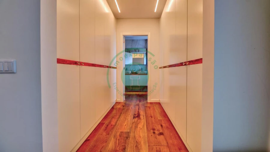 Moradia T4 para Venda em Tavarede Foto 22