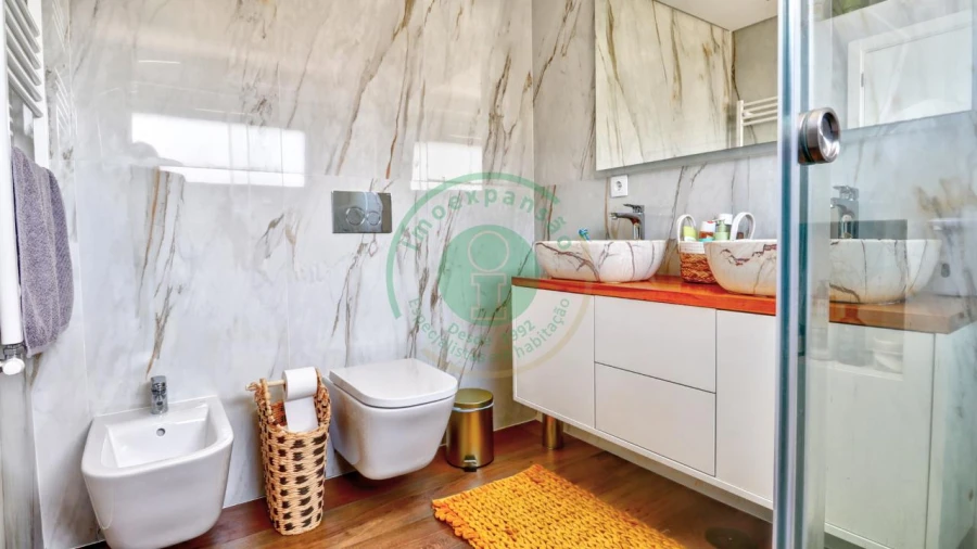 Moradia T4 para Venda em Tavarede Foto 24