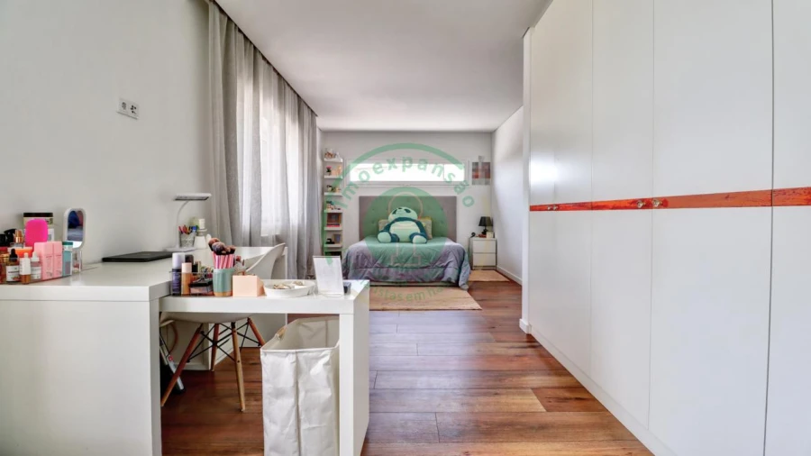 Moradia T4 para Venda em Tavarede Foto 25