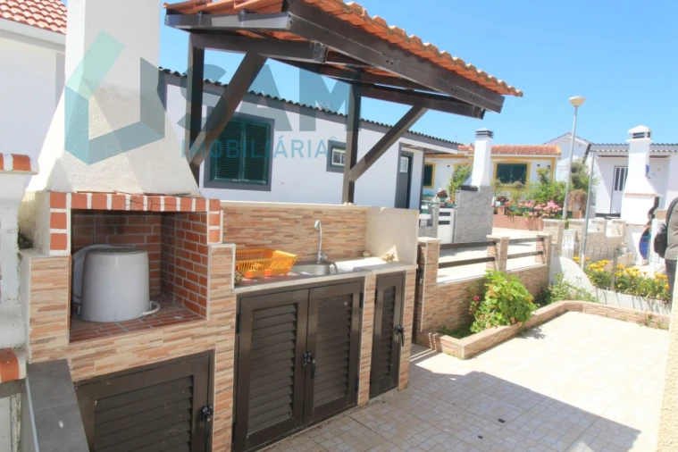 Moradia T2 para Venda em Ferrel Foto 5