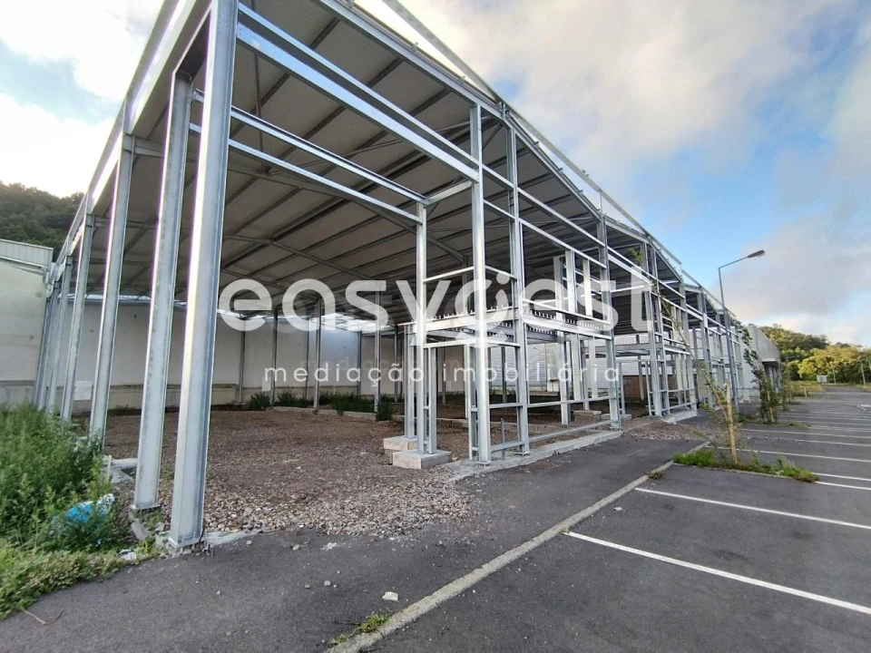 Armazém para Venda em Pico da Pedra Foto 10