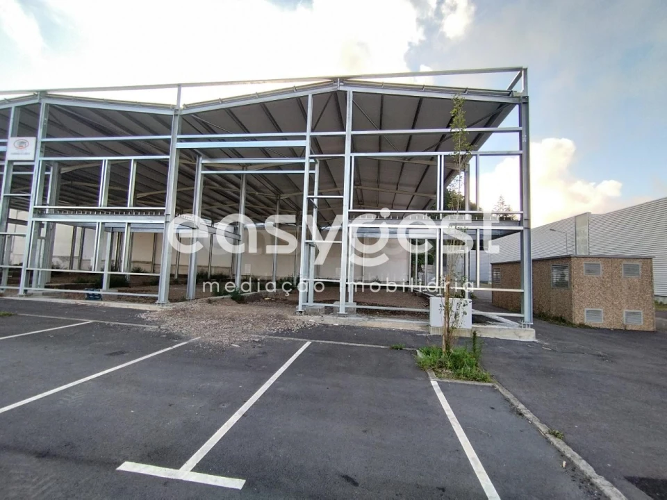 Armazém para Arrendamento em Pico da Pedra Foto 4