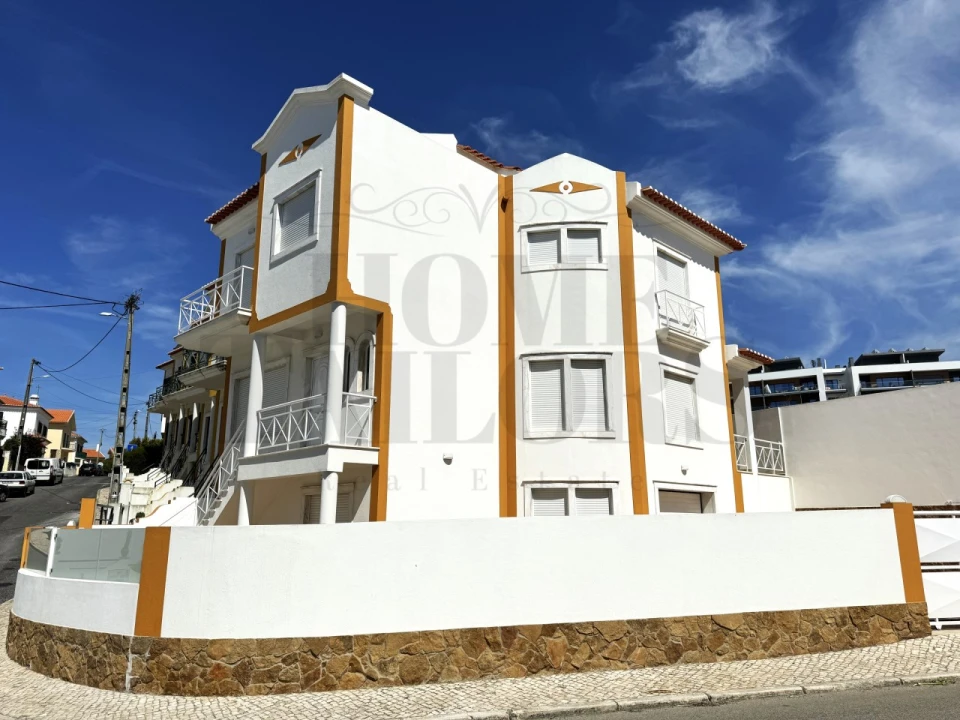 Moradia T3 para Venda em Ericeira Foto 1