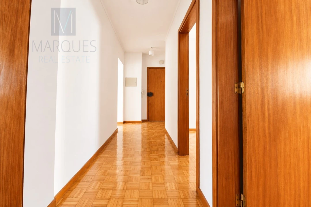 Apartamento T3 para Venda em Caparica e Trafaria Foto 15