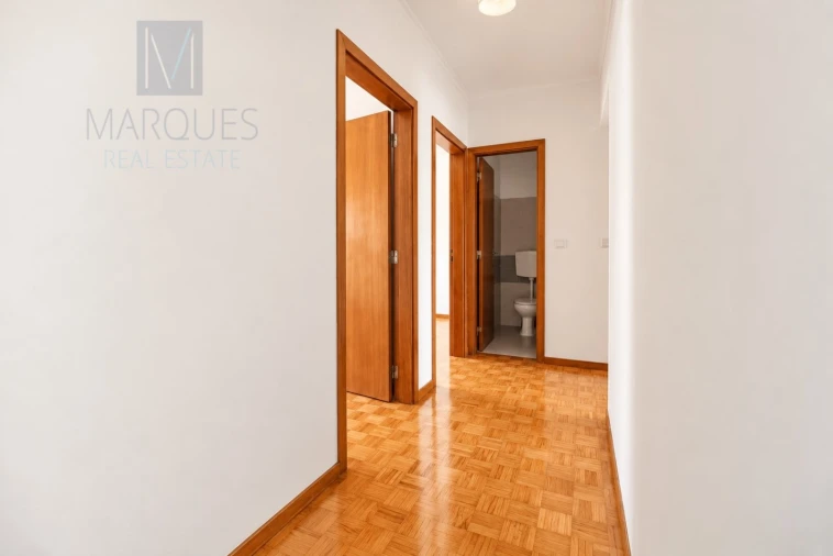 Apartamento T3 para Venda em Caparica e Trafaria Foto 6