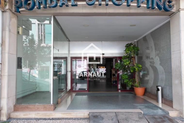 Loja para Arrendamento em Pombal Foto 2