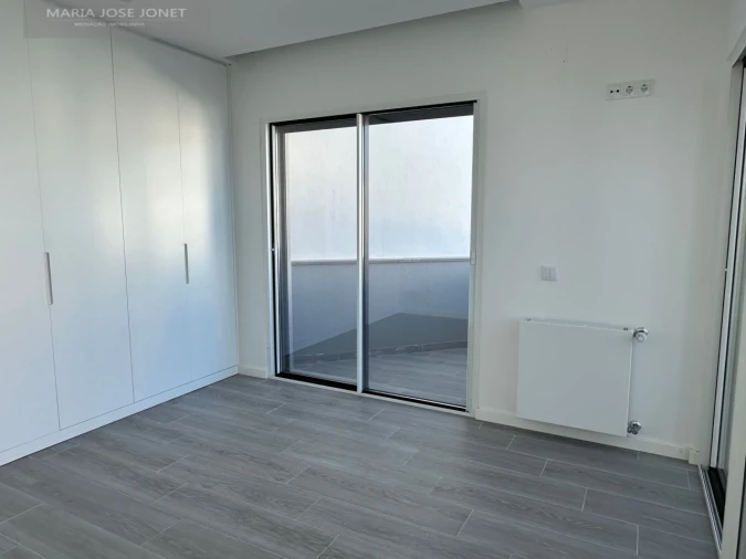 Moradia T3 para Venda em Alcabideche Foto 17