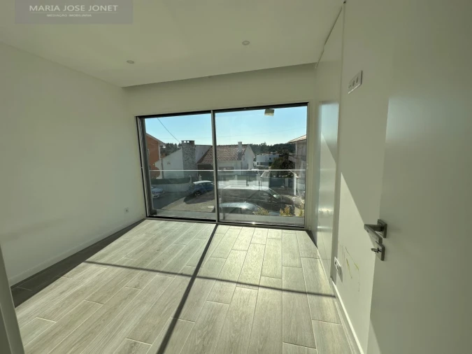 Moradia T3 para Venda em Alcabideche Foto 23