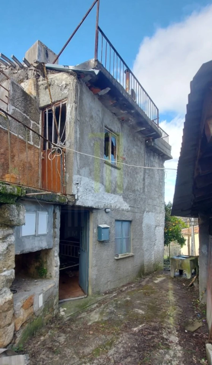 Moradia T1 para Venda em Seixo da Beira Foto 2