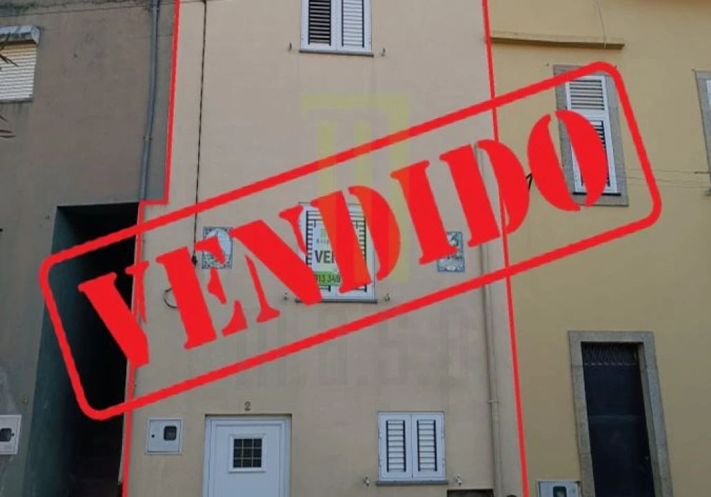 Quinta T1 para Venda em Santa Ovaia e Vila Pouca da Beira Foto 1