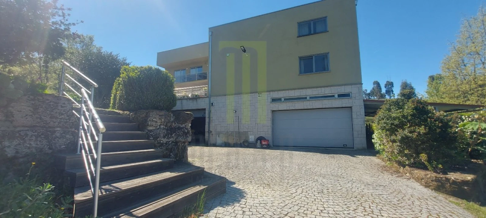 Negócio para Venda em Lagares Foto 2