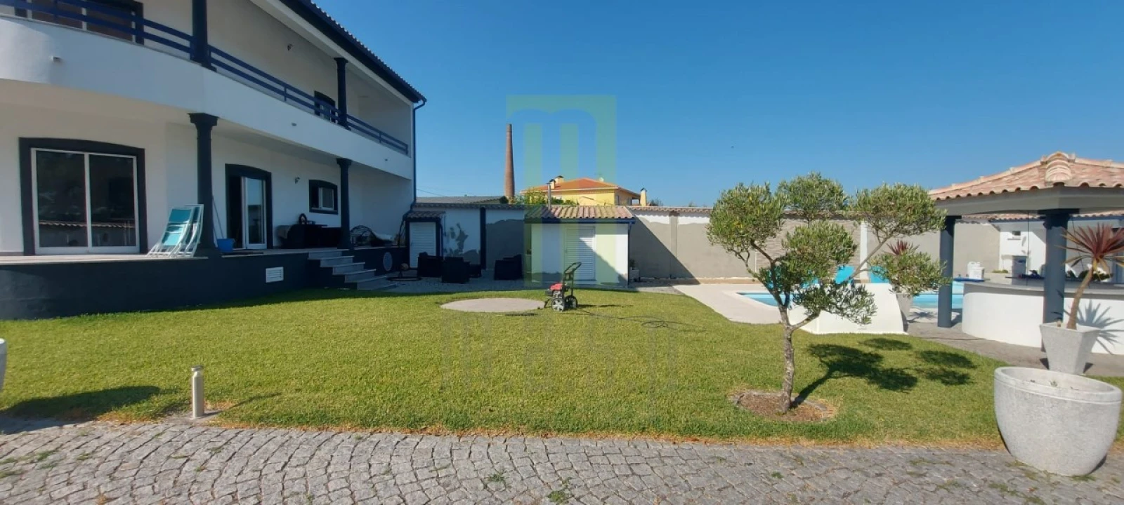 Moradia T5 para Venda em Ervedal e Vila Franca da Beira Foto 5