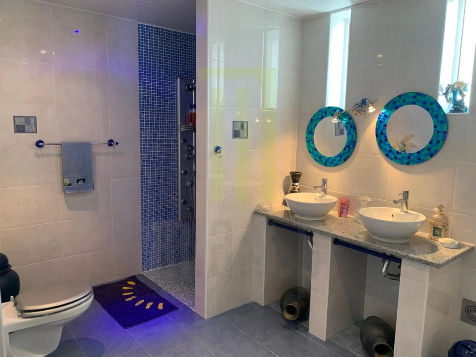 Moradia T5 para Venda em Ervedal e Vila Franca da Beira Foto 17