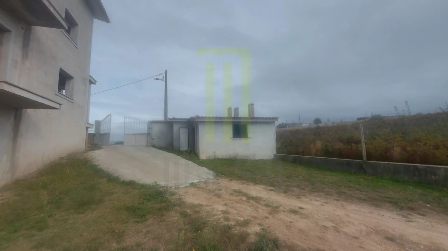 Moradia T6 para Venda em Bobadela Foto 4