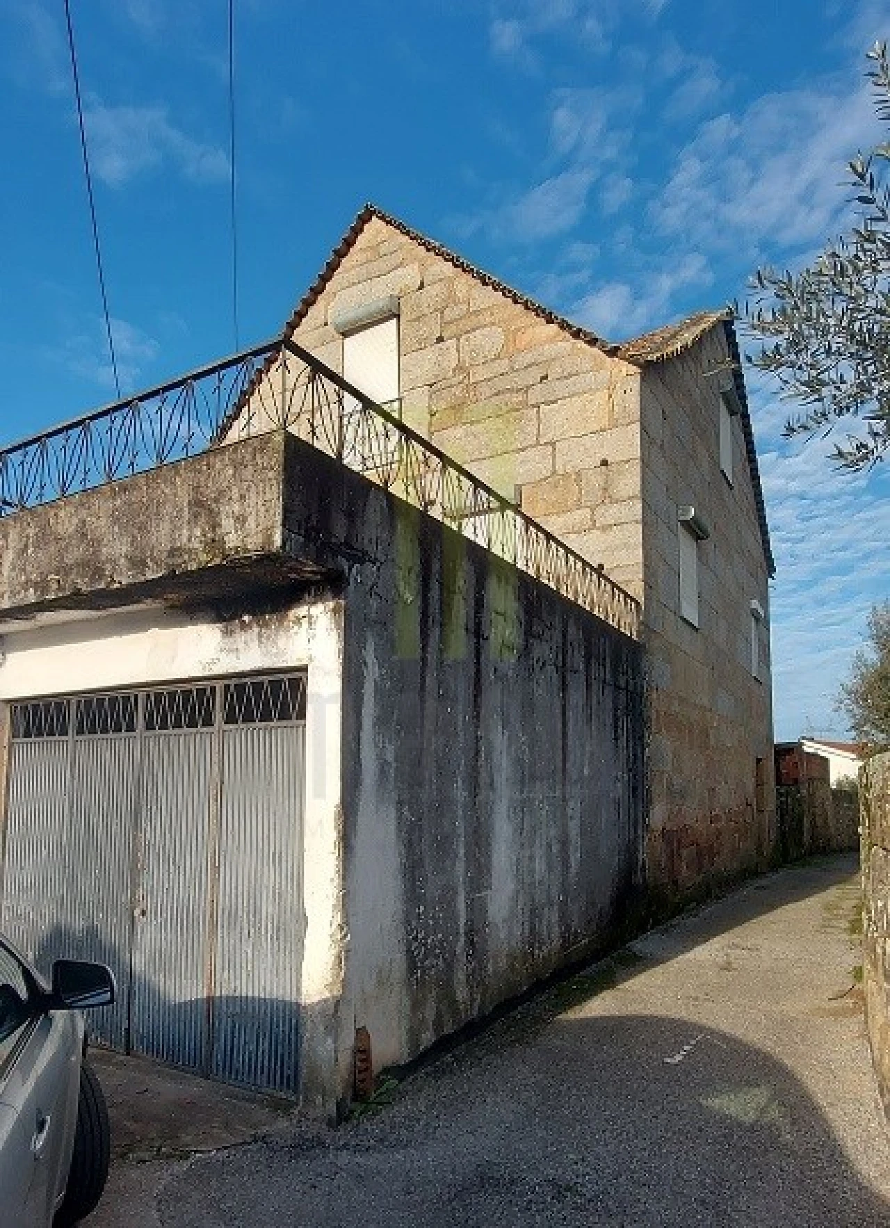 Moradia T3 para Venda em Travanca de Lagos Foto 2