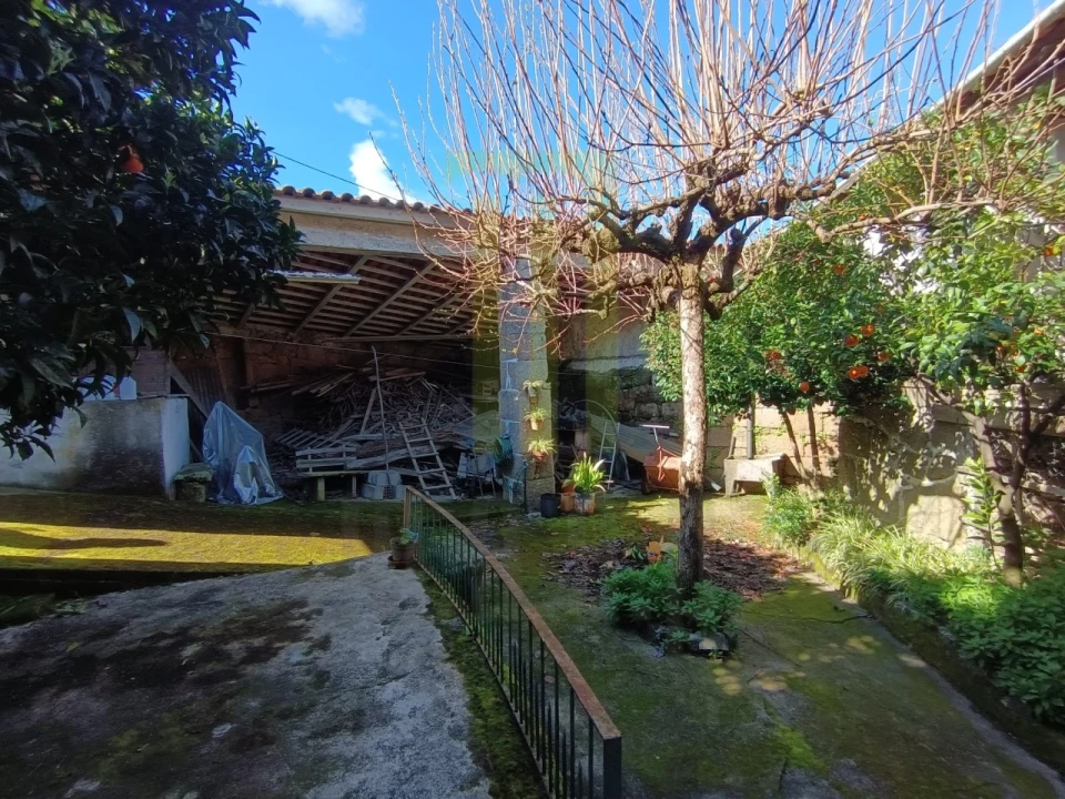 Moradia T4 para Venda em Travanca de Lagos Foto 9