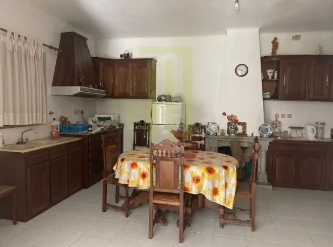 Moradia T8 para Venda em Penalva de Alva e São Sebastião da Feira Foto 3