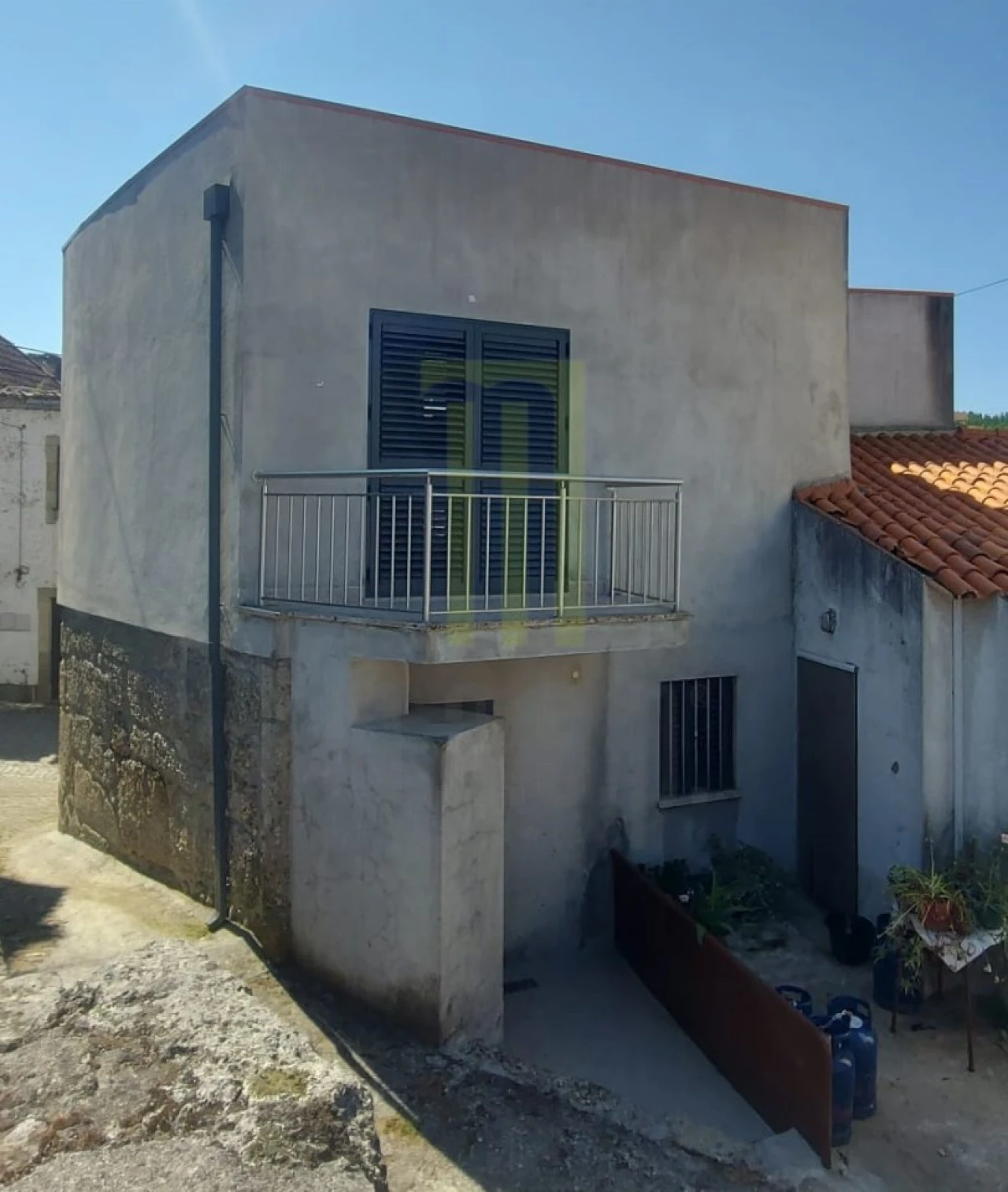 Moradia T3 para Venda em Nogueira do Cravo Foto 3