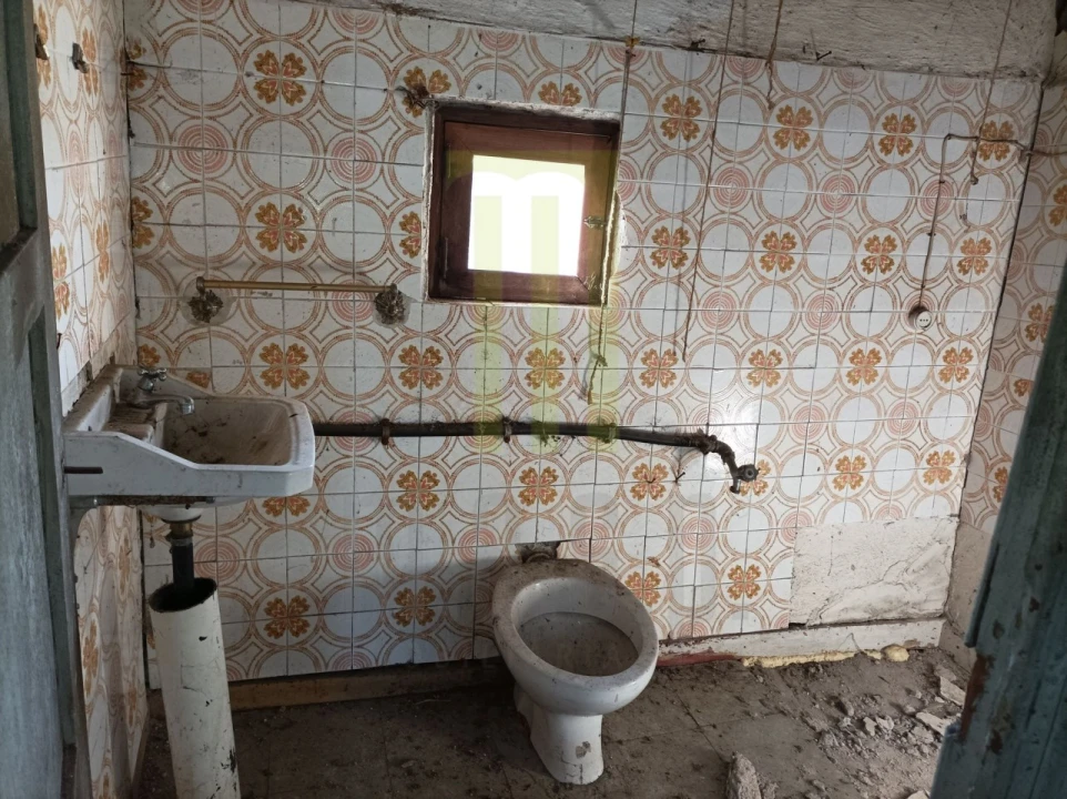 Moradia T2 para Venda em Travanca de Lagos Foto 13