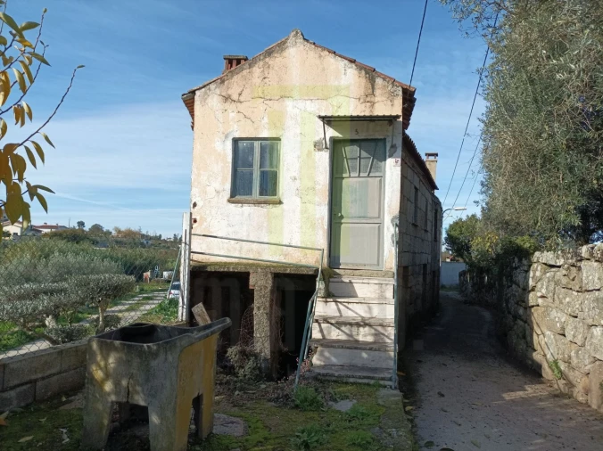 Moradia T2 para Venda em Travanca de Lagos