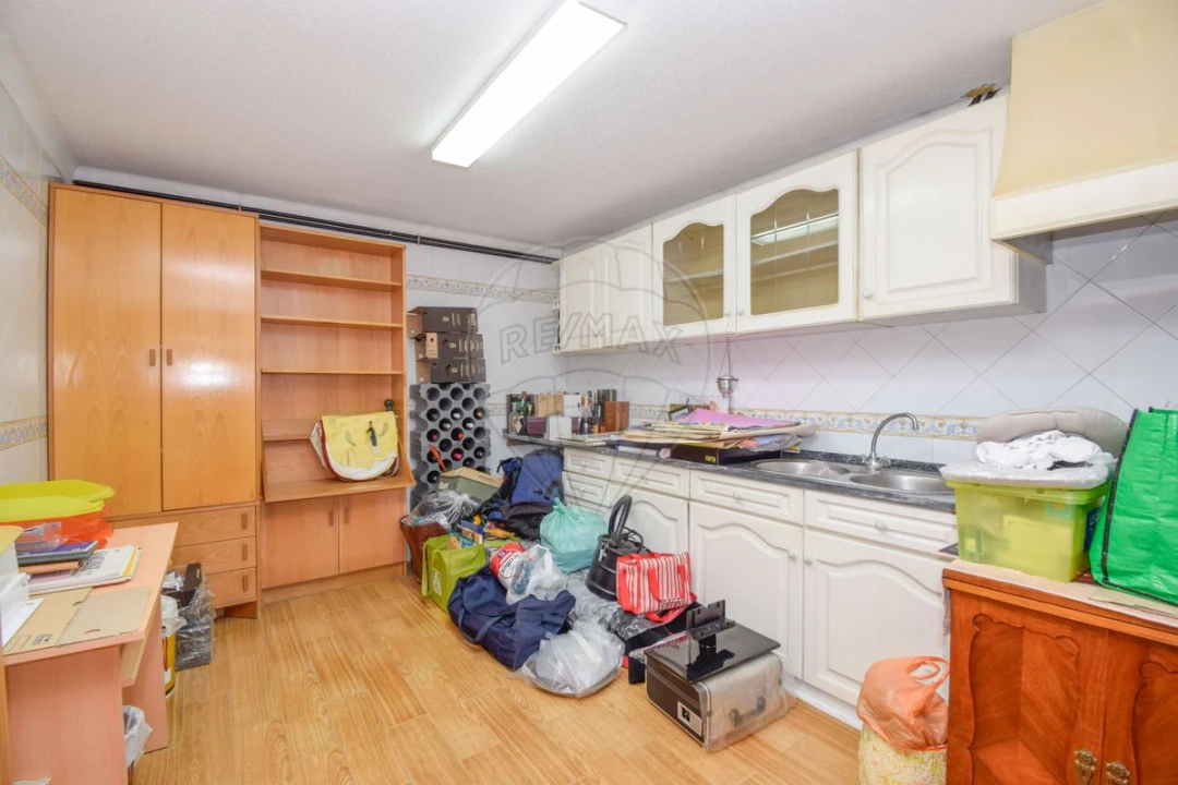 Moradia T5 para Venda em Sapataria Foto 41