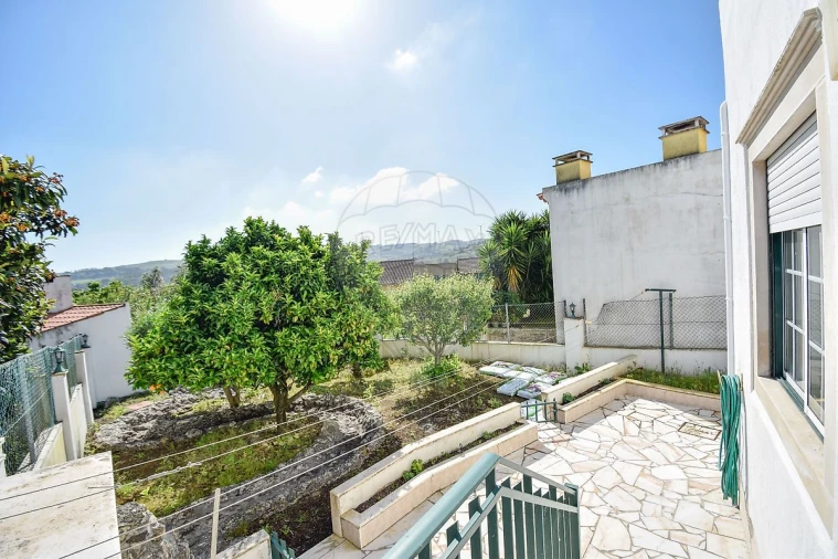 Moradia T5 para Venda em Sapataria Foto 43