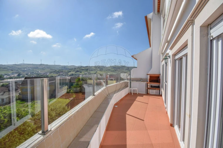 Moradia T5 para Venda em Sapataria Foto 34