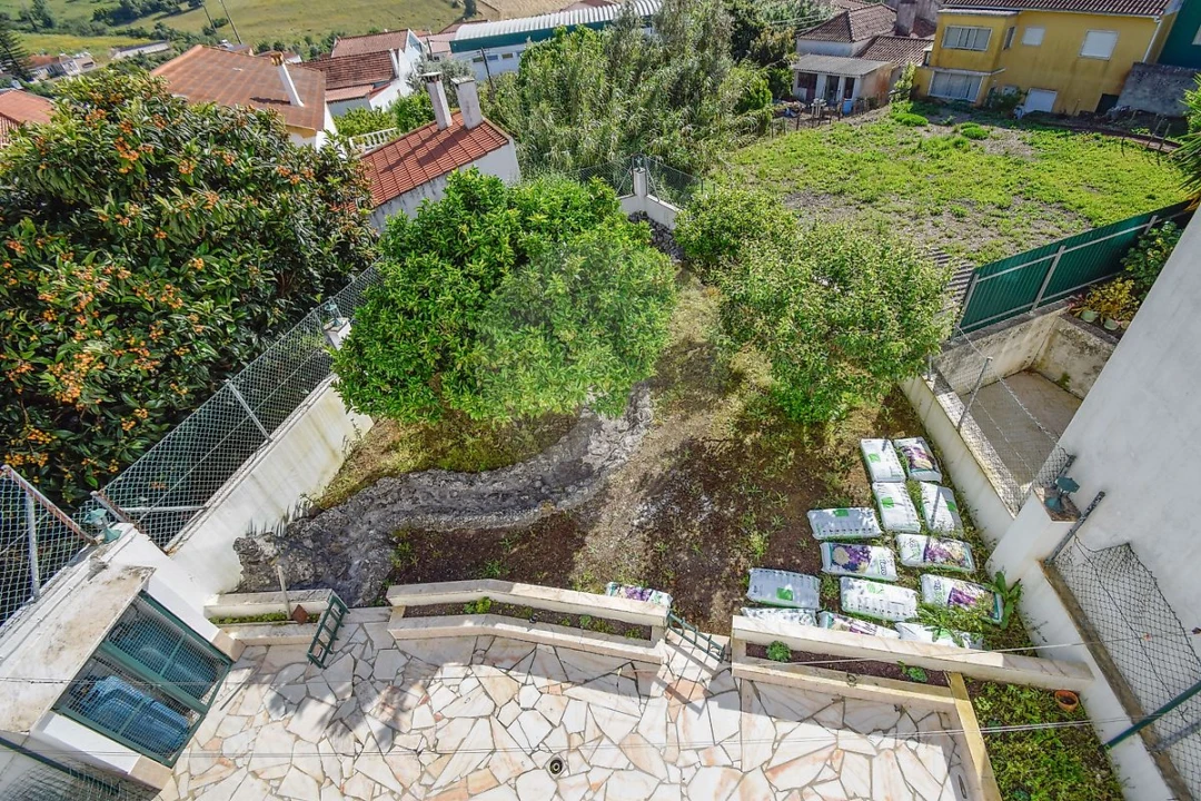 Moradia T5 para Venda em Sapataria Foto 36