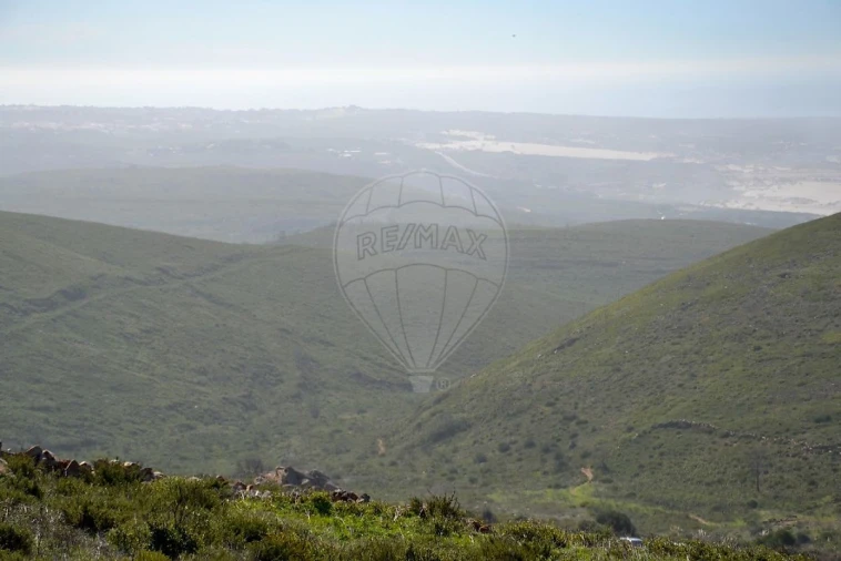 Terreno para Venda em Alcabideche Foto 2