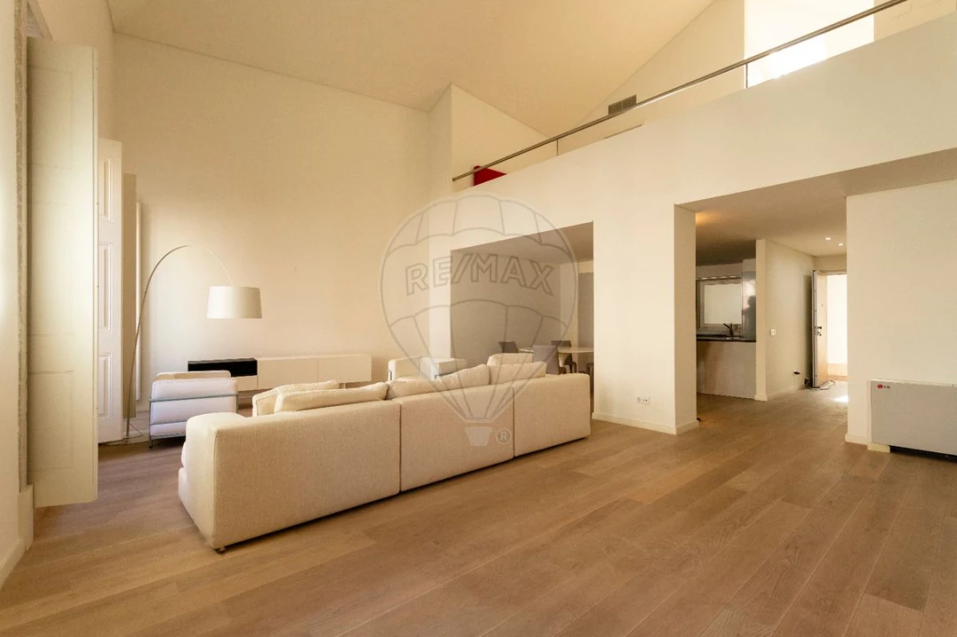 Apartamento T1 para Venda em Misericórdia Foto 21