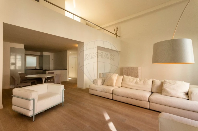 Apartamento T1 para Venda em Misericórdia Foto 20