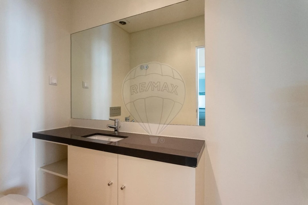 Apartamento T2 para Venda em Misericórdia Foto 27